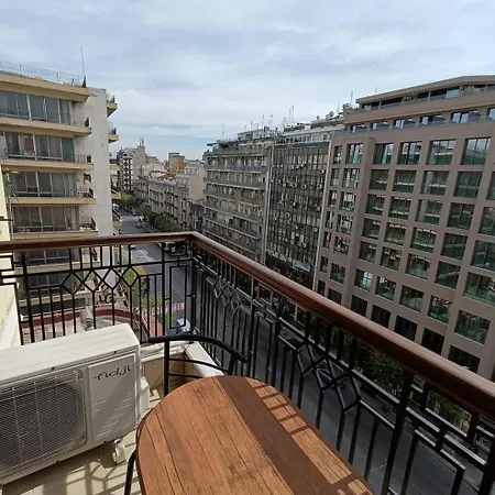 Apartment Luxury Egnatia 9 *